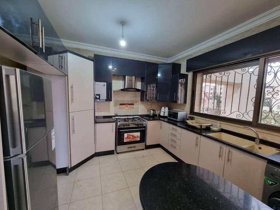 Deir Ghbar 3 Rooms Apart อัมมาน ภายนอก รูปภาพ